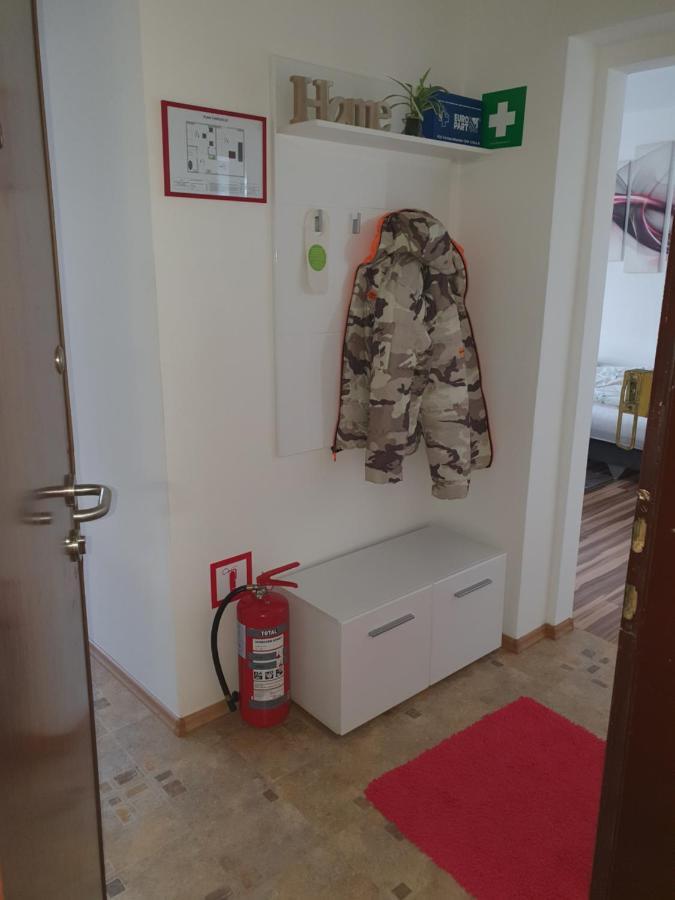 Studio Apartman Bf Slavonski Brod Exterior foto